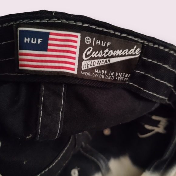 Huf black and white hat - Picture 3 of 3